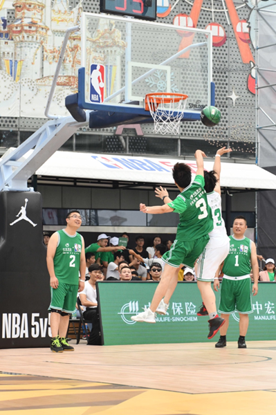 在领奖台上 在领奖台上