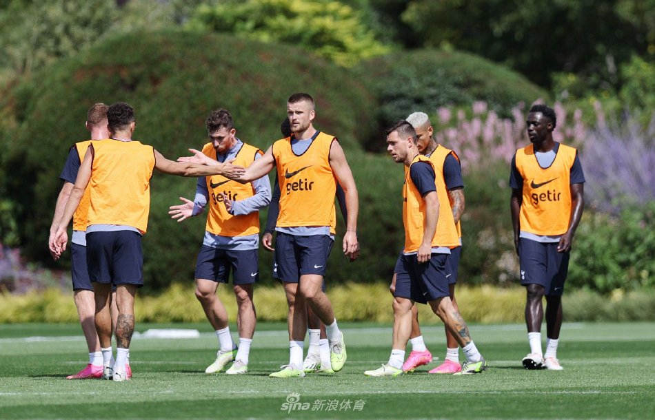 另一方面 另一方面